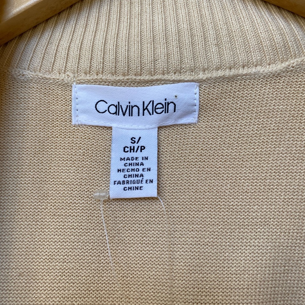 Calvin Klein
Long Sweater Cardigan size Small - Picture 9 of 12